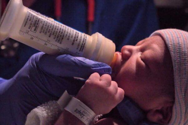 Philips Avent Natural Baby Bottle Review: Our Full Breakdown on Anti-Colic Feeding for Infants - Product Review