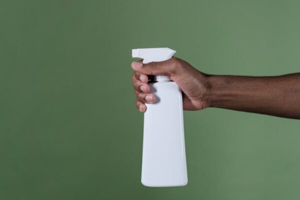 Refillable Cleaning Sprays vs. Concentrated Cleaning Tablets: The Smart Eco-Friendly Choice for American Homes - Product Review