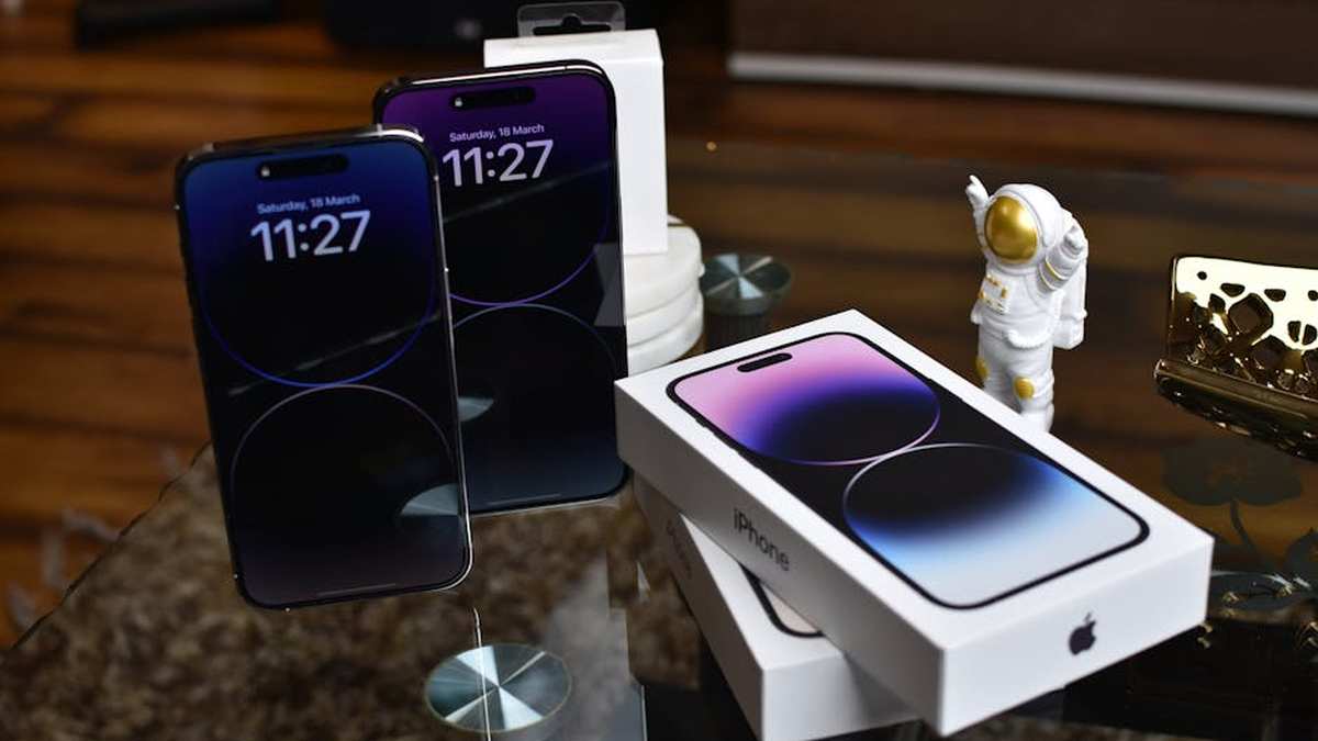 Say Goodbye to Touchscreen Woes: GamePad Pro M2 Review for iPhone & Android Gamers - Product Review