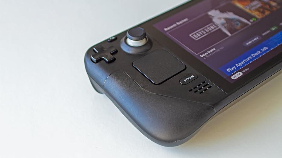 Steam Deck OLED Review: The Best Portable PC Gaming Handheld for 2024? - Product Review