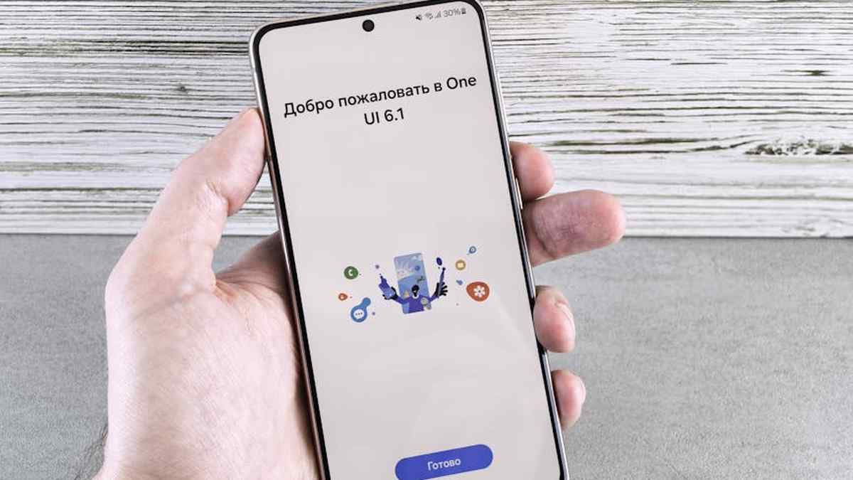 TAG Heuer Connected Calibre E4 vs. Samsung Galaxy Watch 6 Classic: Which Smartwatch Offers Superior Daily Versatility for USA Android Users? - Product Review