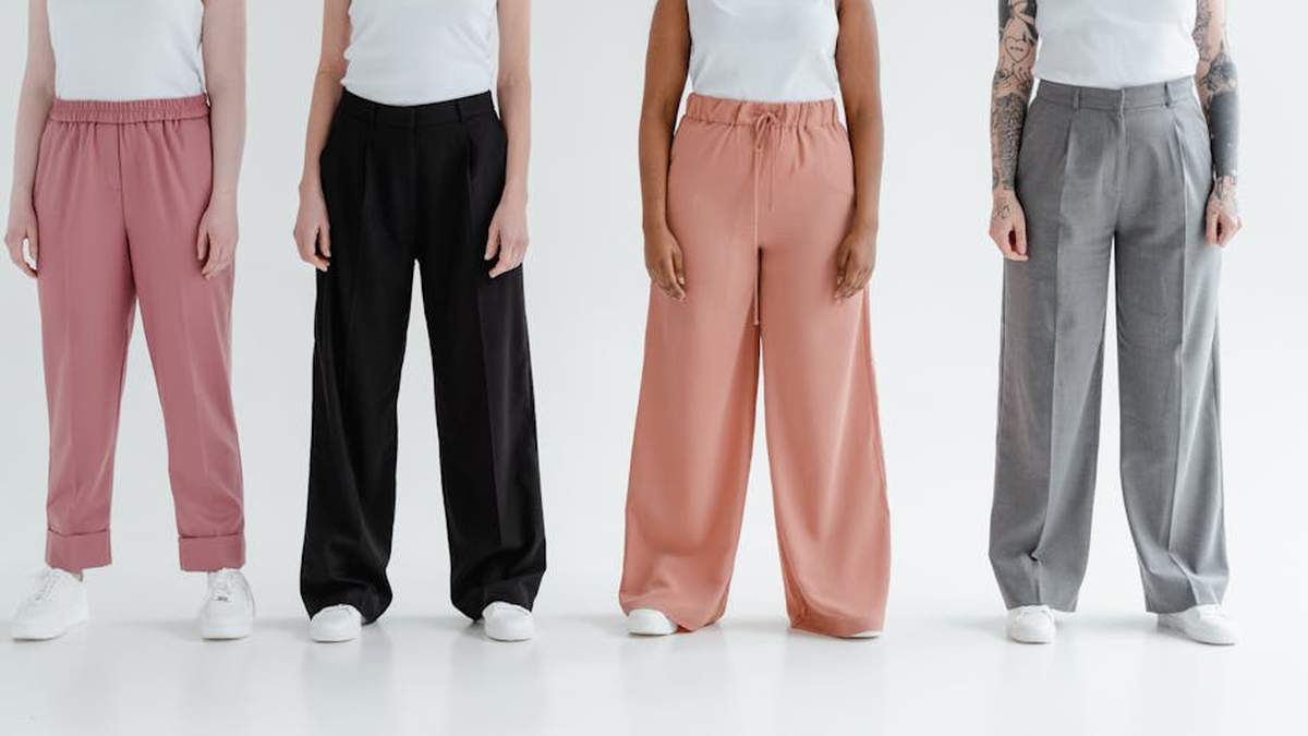 Tested: The Aritzia Effortless Pant – Why It's Still the USA's Best-Selling Wide-Leg Trouser - Product Review