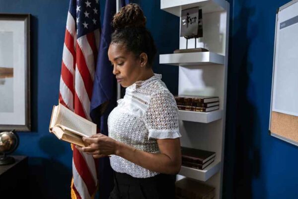 The 9 Most Effective Speed Reading Books for Busy Professionals USA (2026) - Product Review