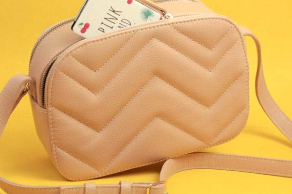 The Amazon Viral Crossbody Bag Dupe: Is This Style Steal Worth It? - Product Review