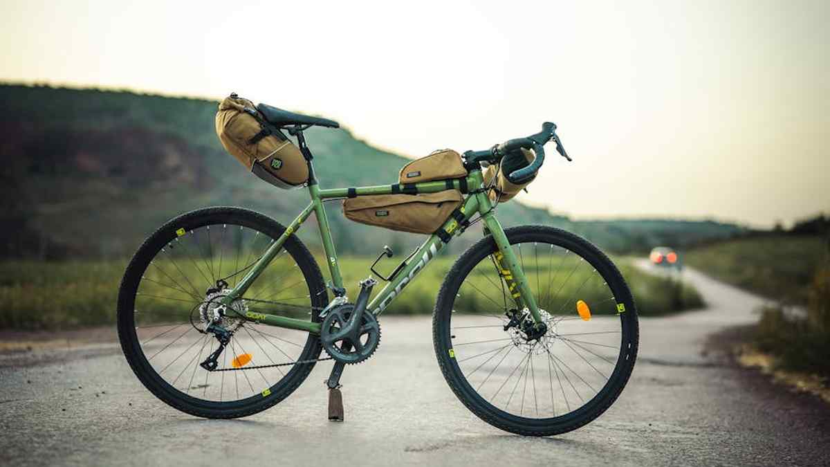 Thule RoundTrip Bike Duffel Bag Review: Your Ultimate Gear Organizer for USA Mountain Biking Trips? - Product Review