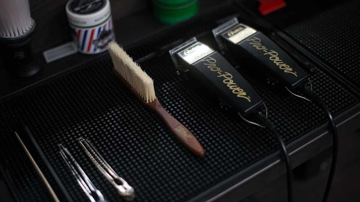 Top 7 Quietest Dog Grooming Clippers for Home Use in USA (2026) - Product Review