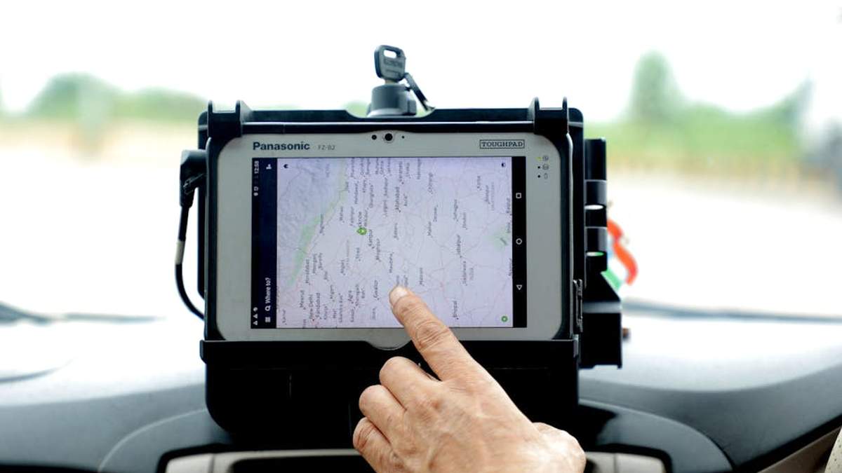 TrackIT Mini GPS Locator Review: Is This Real-Time Tracker Your Ultimate Anti-Theft Tool for USA Autos? - Product Review