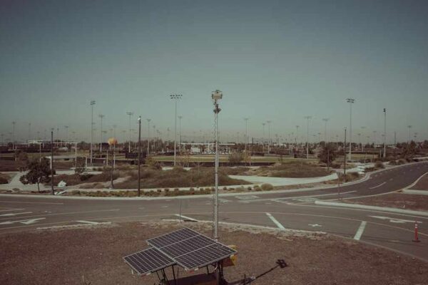 TrailBlazer 1000W Portable Solar Generator Review: Powering Your US Camping & RV Trips (Is It Worth It?) - Product Review