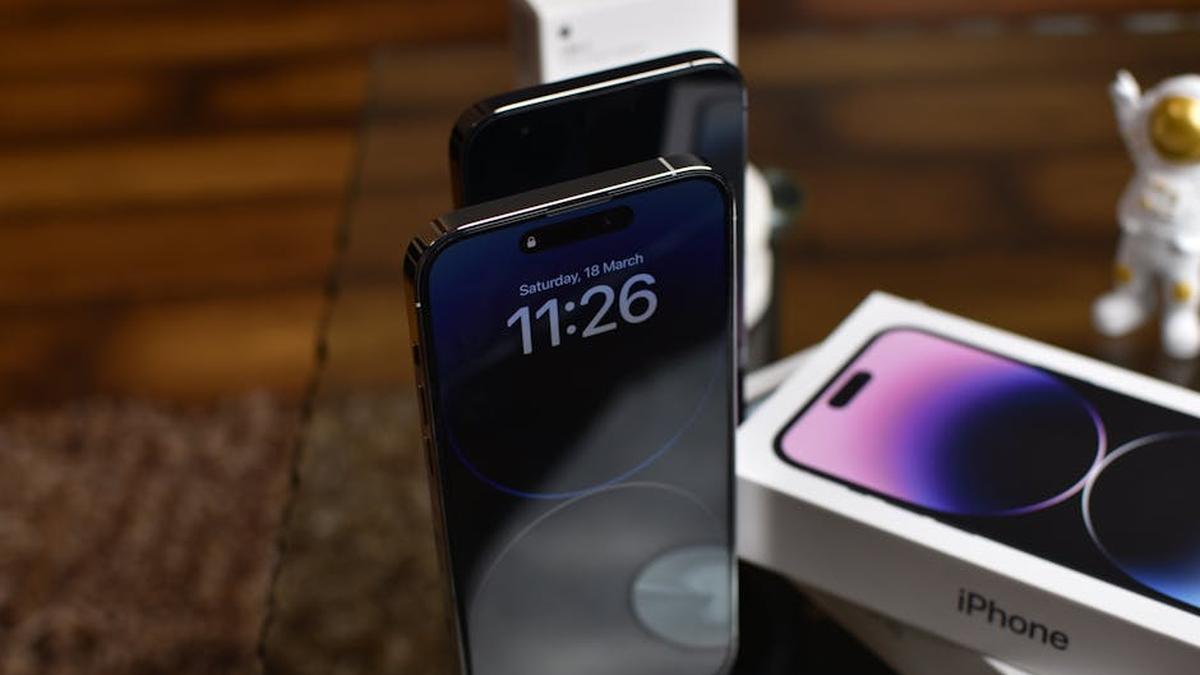 USA Review: Is the CarLink Pro Wireless CarPlay Adapter Worth It for Seamless Connectivity? - Product Review