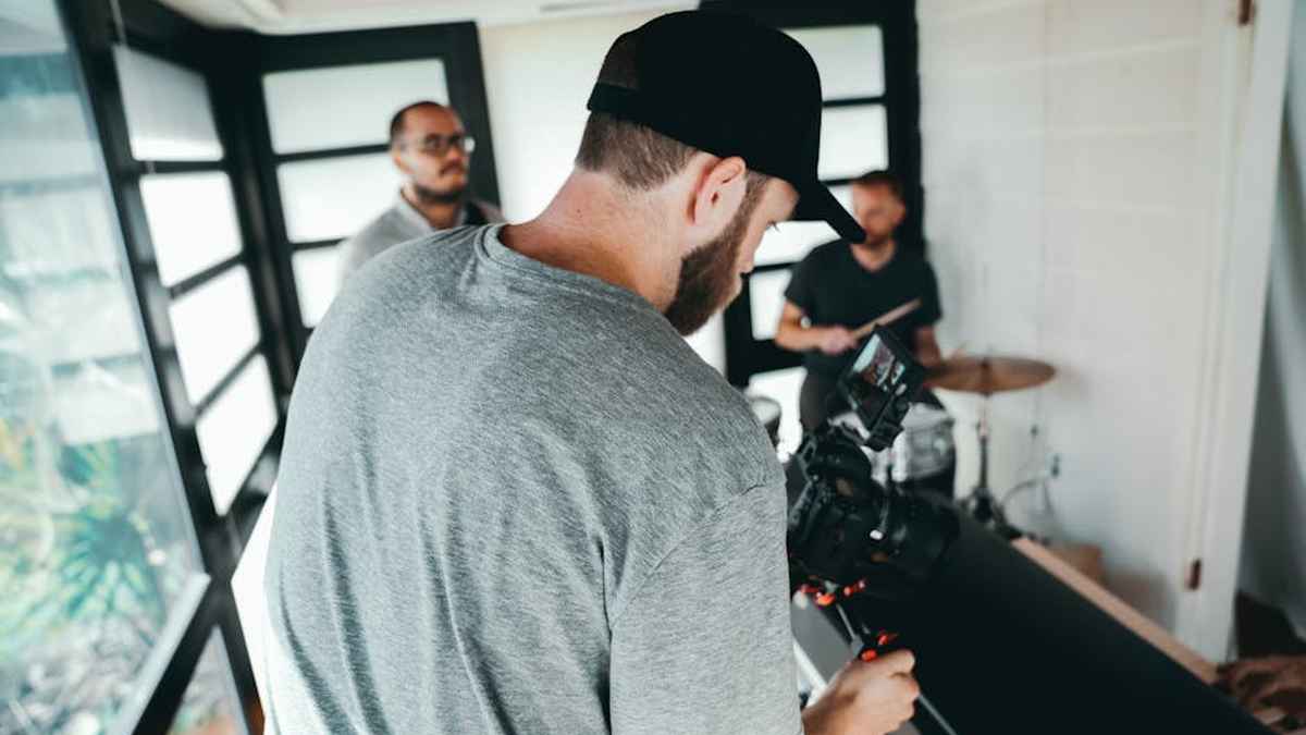 VIOFO A119 V3 vs. Garmin Dash Cam 47: Ultimate Front-Camera Showdown for American Commuters. - Product Review