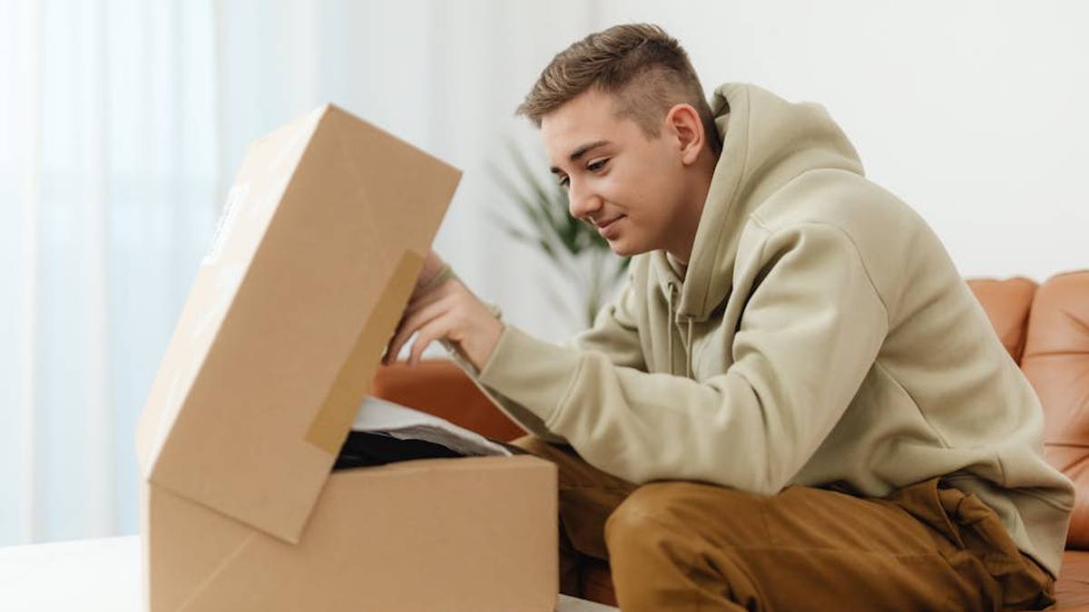 Vuori Sunday Performance Hoodie vs. Public Rec All Day Every Day Hoodie: The Best Luxury Athleisure for Daily Comfort - Product Review