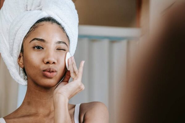 WaterWipes vs. Pampers Sensitive Wipes: Which Gentle Wipe is Better for Eczema-Prone Baby Skin? - Product Review