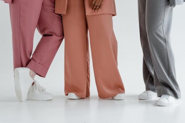 Wide-Leg Linen Pants vs Cropped Palazzo Pants: Your go-to USA summer bottom comparison for effortless style. - Product Review