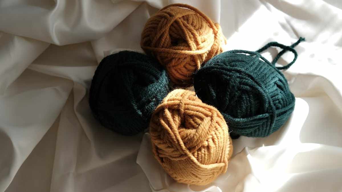 Wool Dryer Balls Review: The USA's Top-Selling Natural Fabric Softener Put To The Test - Product Review